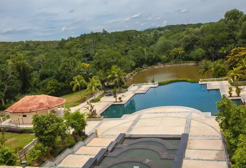 هتل Amverton Heritage Resort