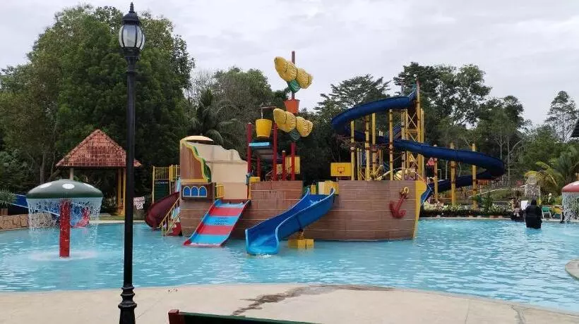 هتل Amverton Heritage Resort