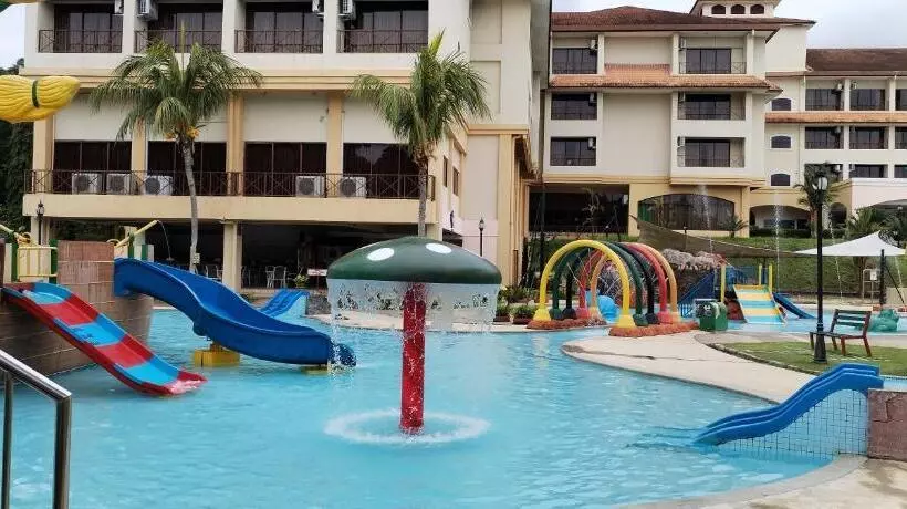 هتل Amverton Heritage Resort