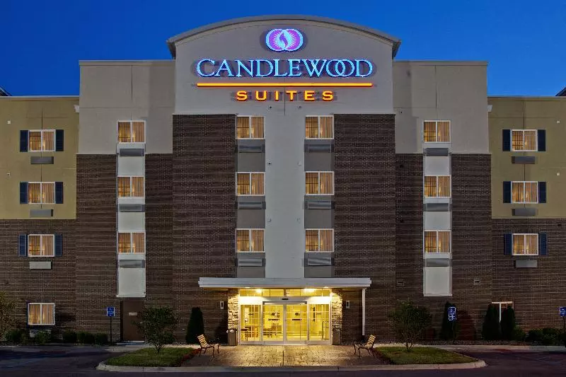 호텔 Candlewood Suites Louisville North, An Ihg