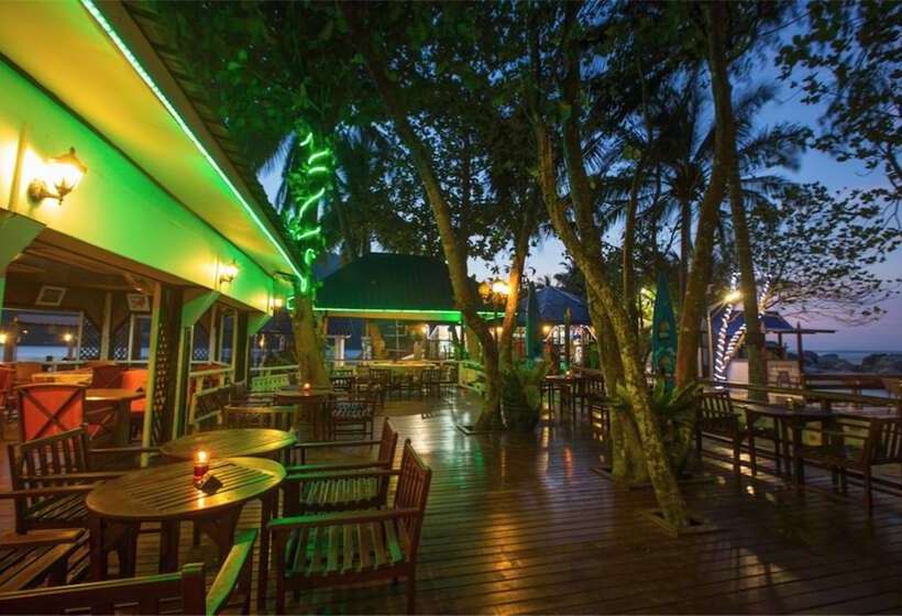 ホテル Coral View Island Resort