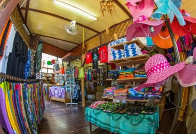 Отель Coral View Island Resort