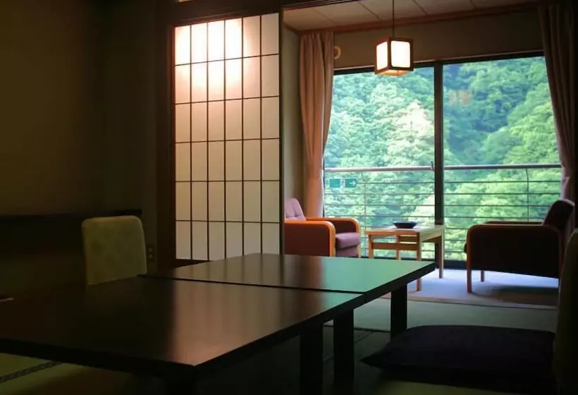 בית מלון כפרי Enraku