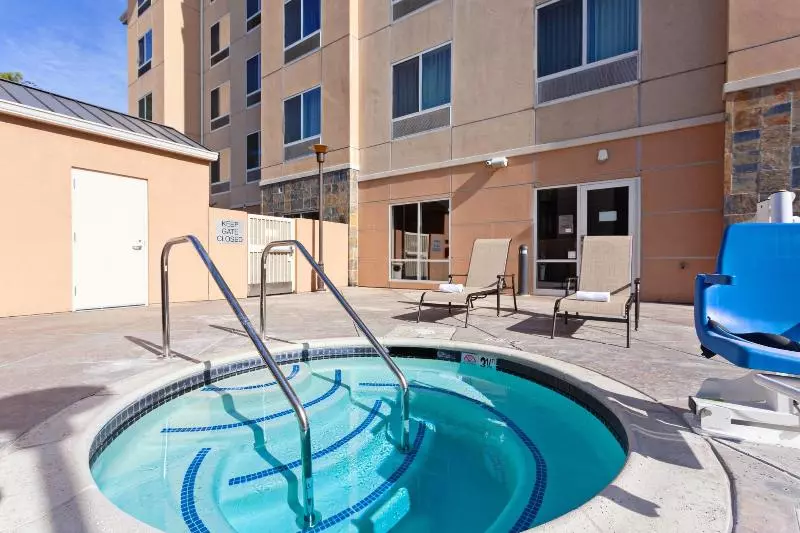 酒店 Fairfield Inn & Suites Los Angeles West Covina