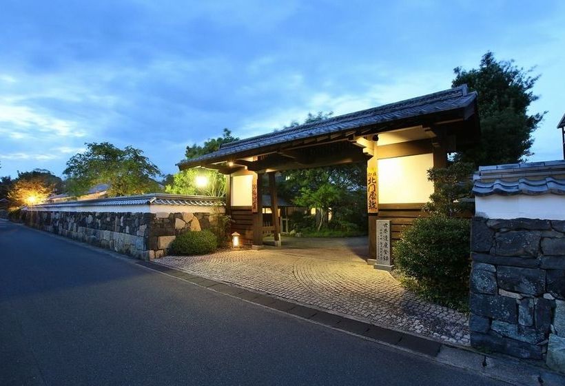 בית מלון כפרי Ryokan Hokumon Yashiki