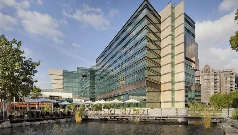 Отель Jumeirah Creekside Dubai