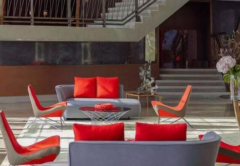 هتل Jumeirah Creekside Dubai