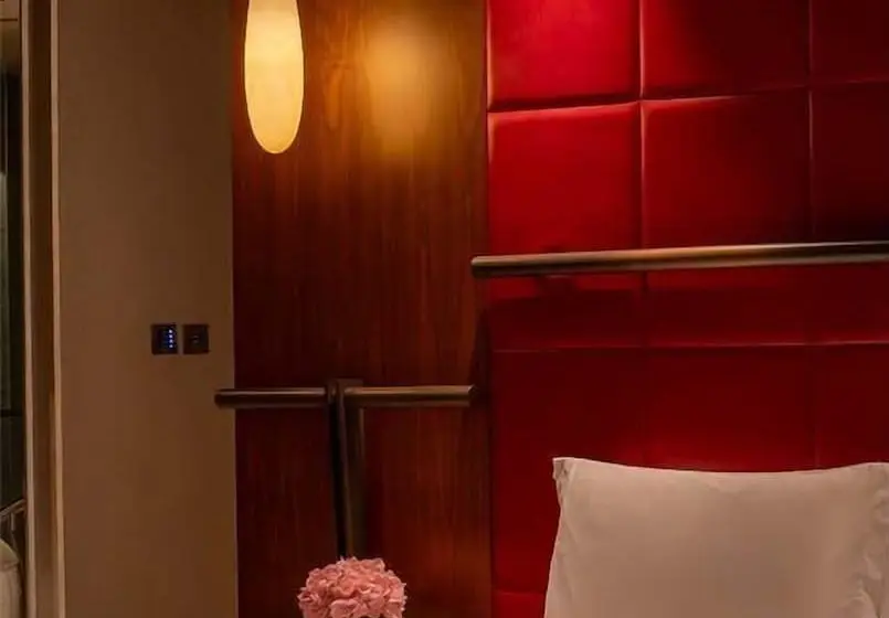 هتل Jumeirah Creekside Dubai