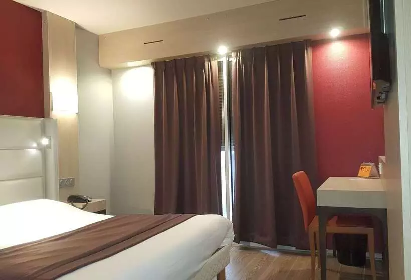 Отель Kyriad Bourg En Bresse