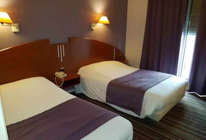 Отель Kyriad Bourg En Bresse