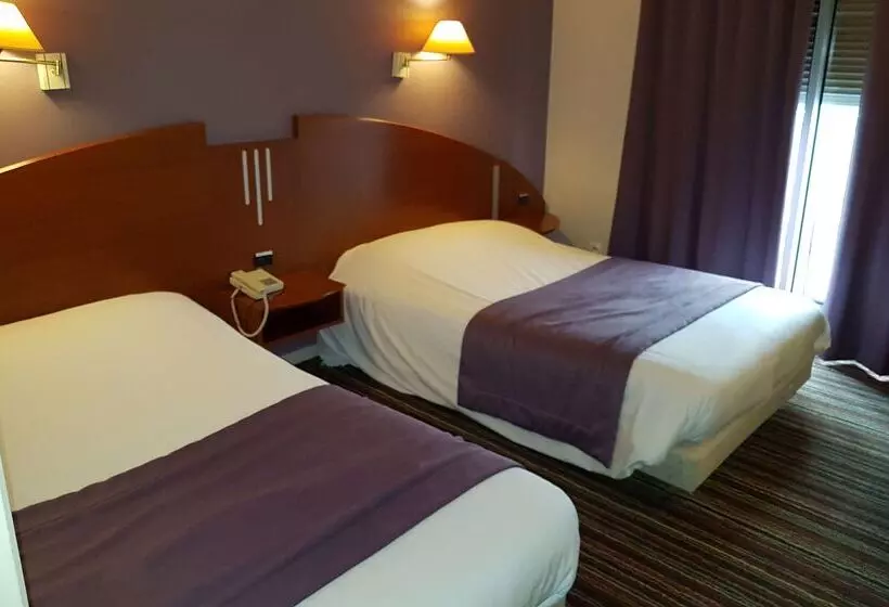 Отель Kyriad Bourg En Bresse