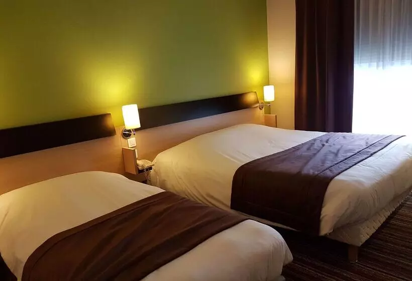 Отель Kyriad Bourg En Bresse