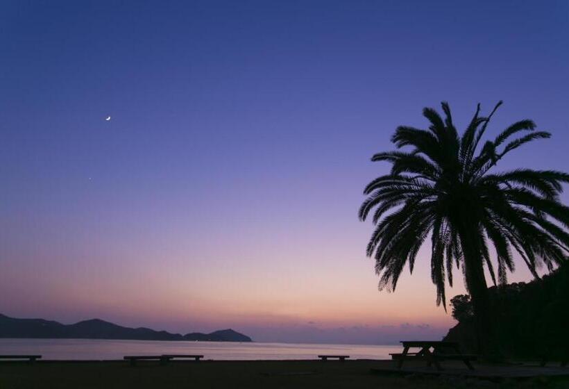 Nemu Resort Hotel Nemu