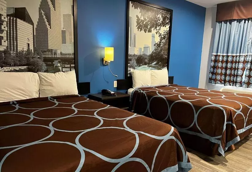 ホテル Super 8 By Wyndham Houston North I45