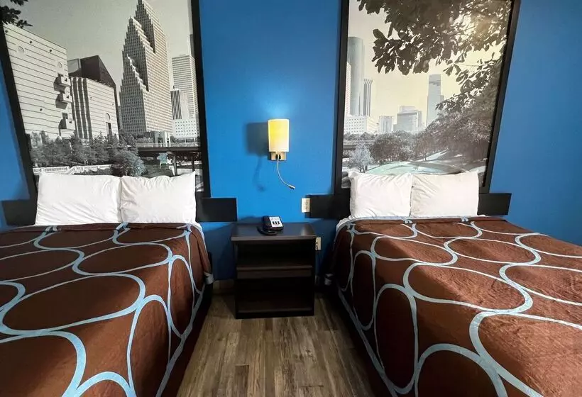 ホテル Super 8 By Wyndham Houston North I45