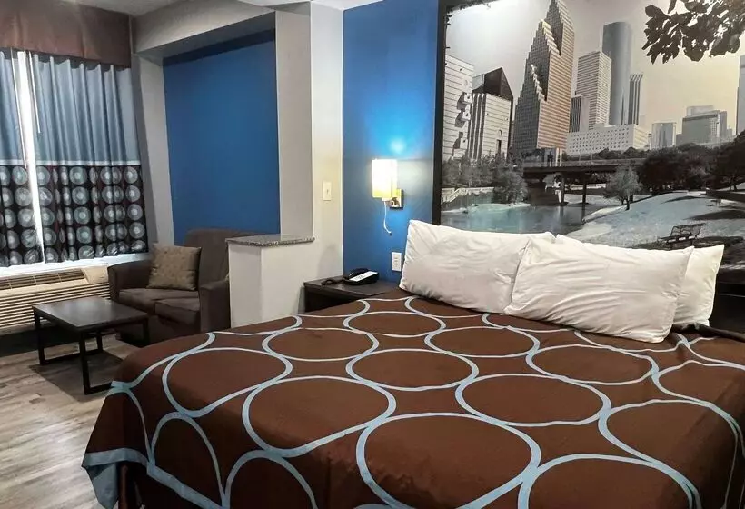 ホテル Super 8 By Wyndham Houston North I45