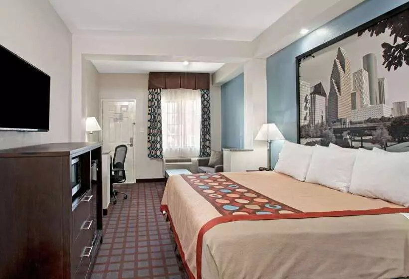 ホテル Super 8 By Wyndham Houston North I45