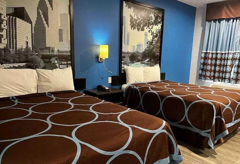 ホテル Super 8 By Wyndham Houston North I45