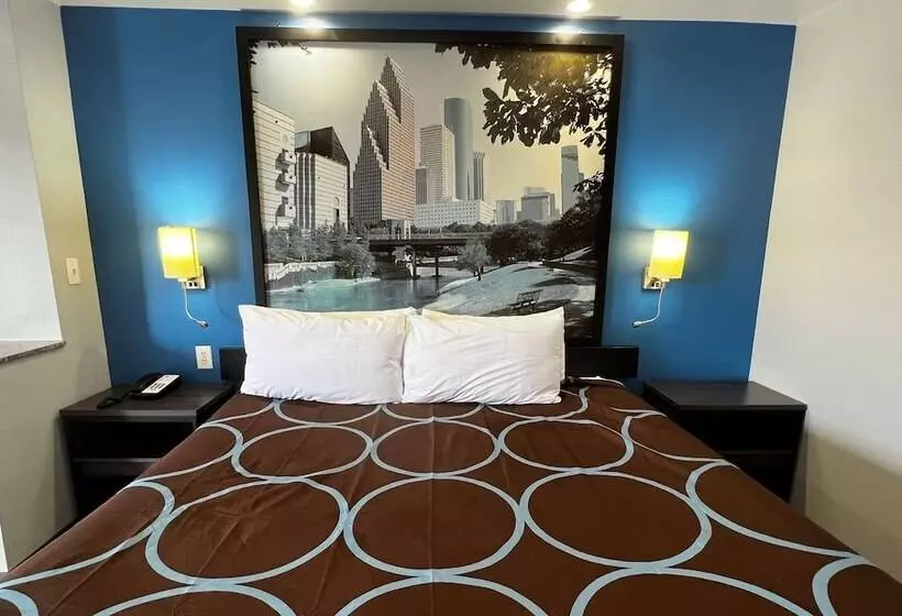 ホテル Super 8 By Wyndham Houston North I45
