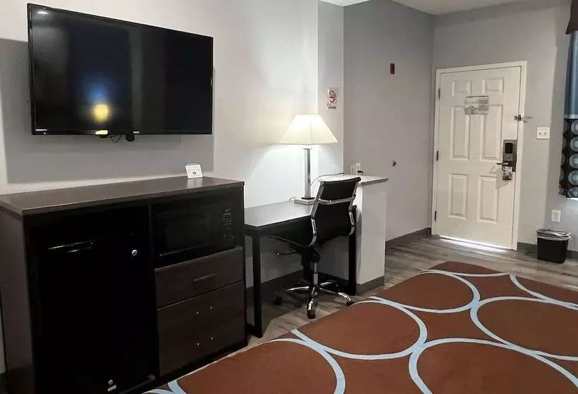 ホテル Super 8 By Wyndham Houston North I45
