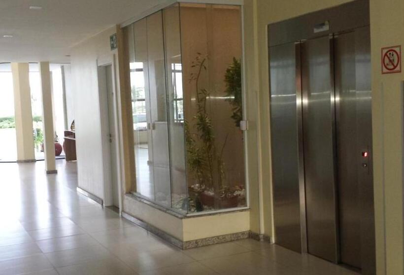 هتل Via Mar Praia