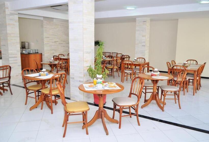 هتل Via Mar Praia