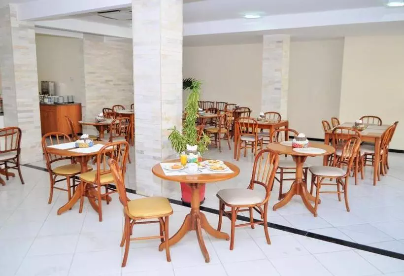 هتل Via Mar Praia