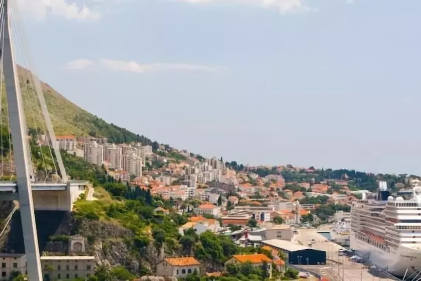 پانسیون Villa Amfora