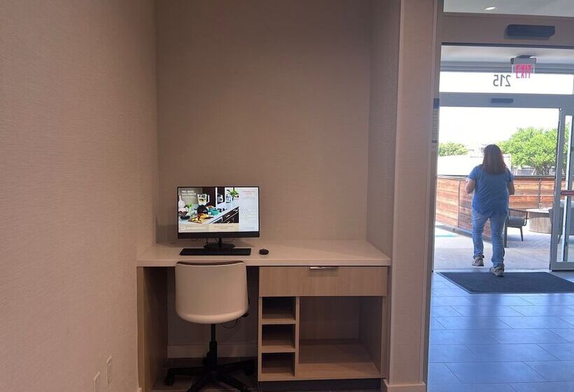 Towneplace Suites Weatherford