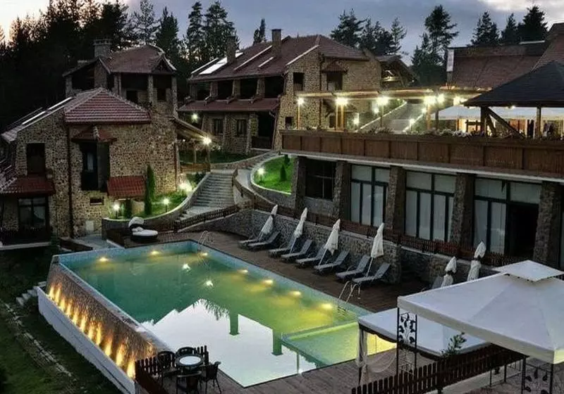 Aurora Resort & Spa