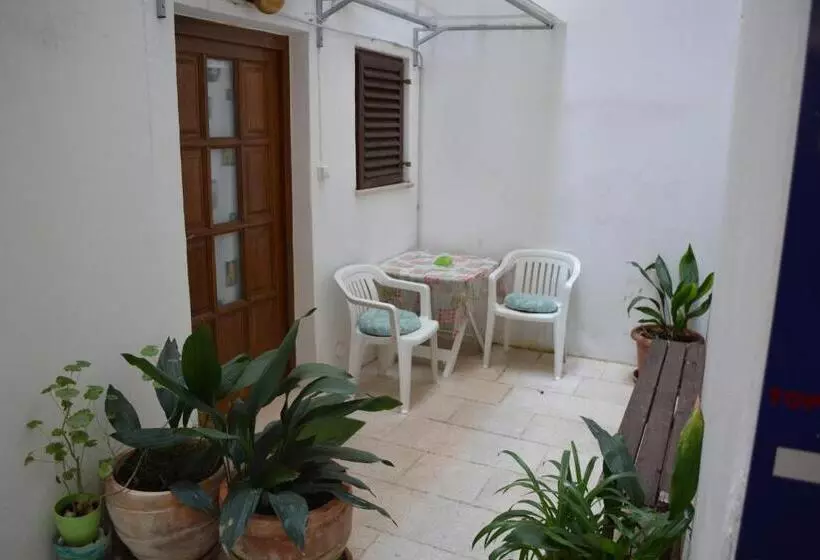 تختخواب و صبحانه Rooms Goga