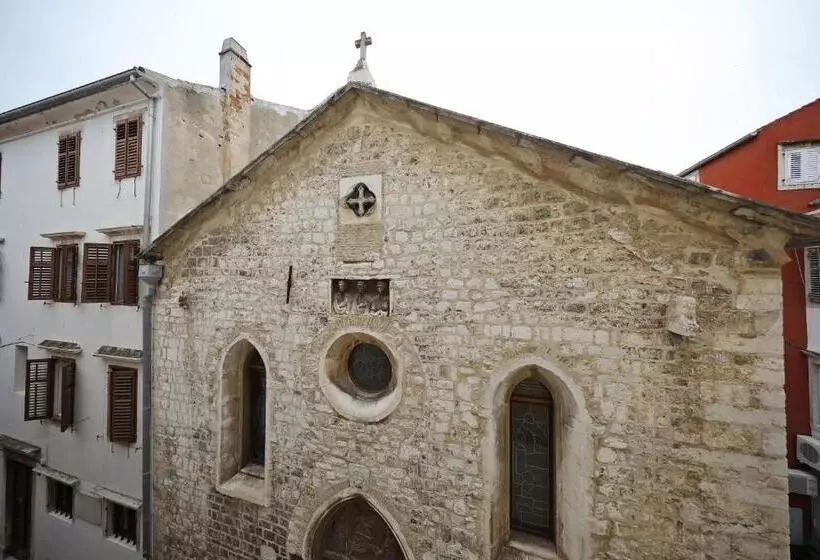 تختخواب و صبحانه Rooms Goga