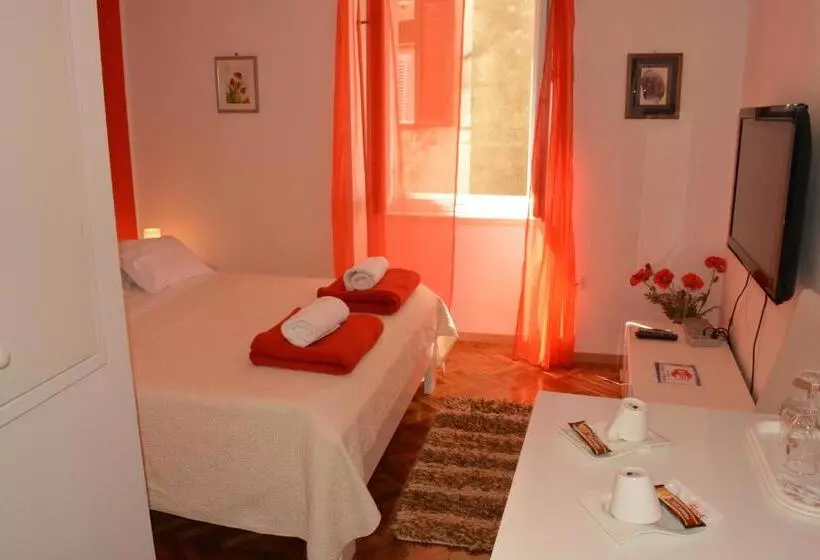 تختخواب و صبحانه Rooms Goga