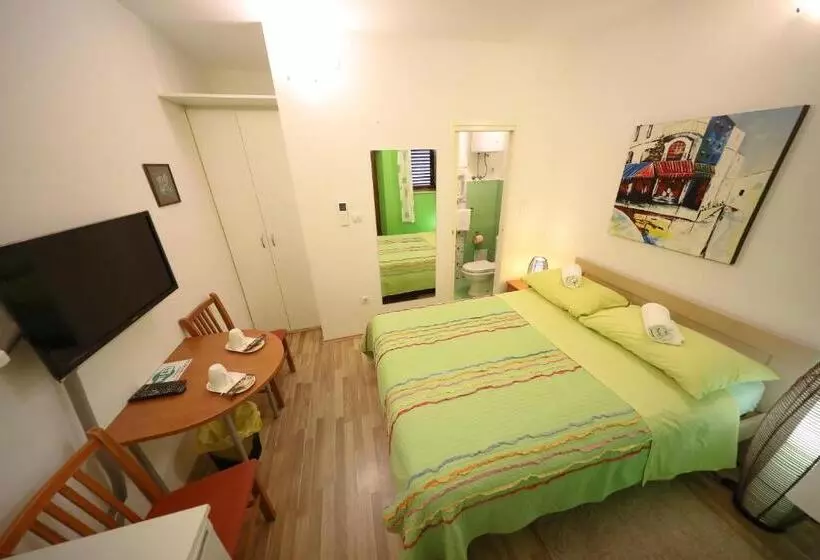 تختخواب و صبحانه Rooms Goga