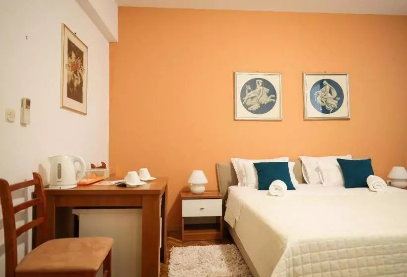 تختخواب و صبحانه Rooms Goga