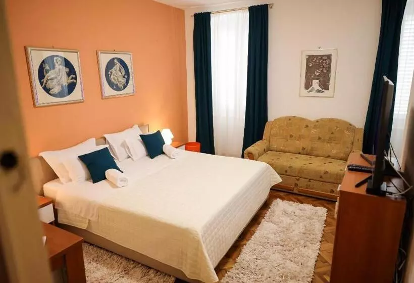 تختخواب و صبحانه Rooms Goga