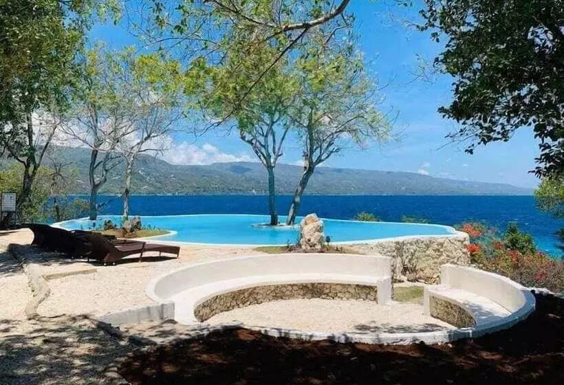 Bluewater Sumilon Island Resort