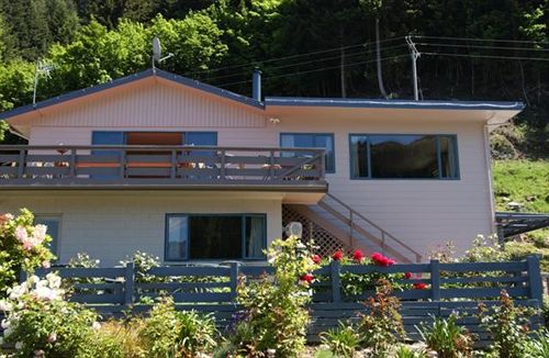 민박 Coronet View Apartments