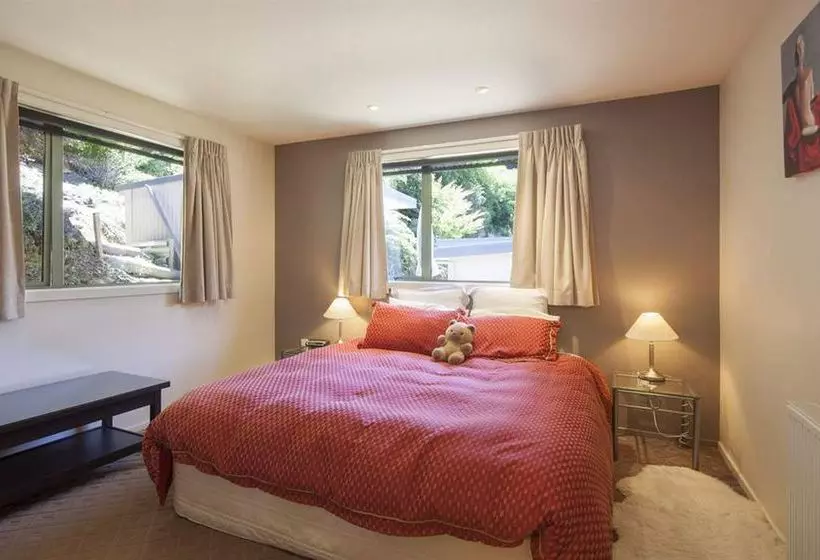 مبيت وإفطار Coronet View Apartments