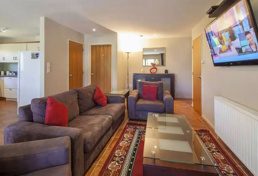 مبيت وإفطار Coronet View Apartments