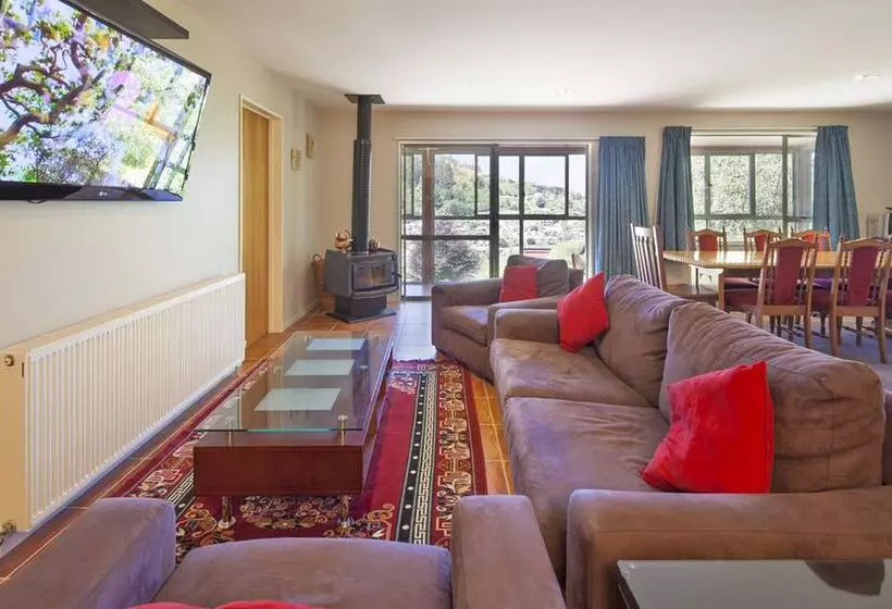 مبيت وإفطار Coronet View Apartments