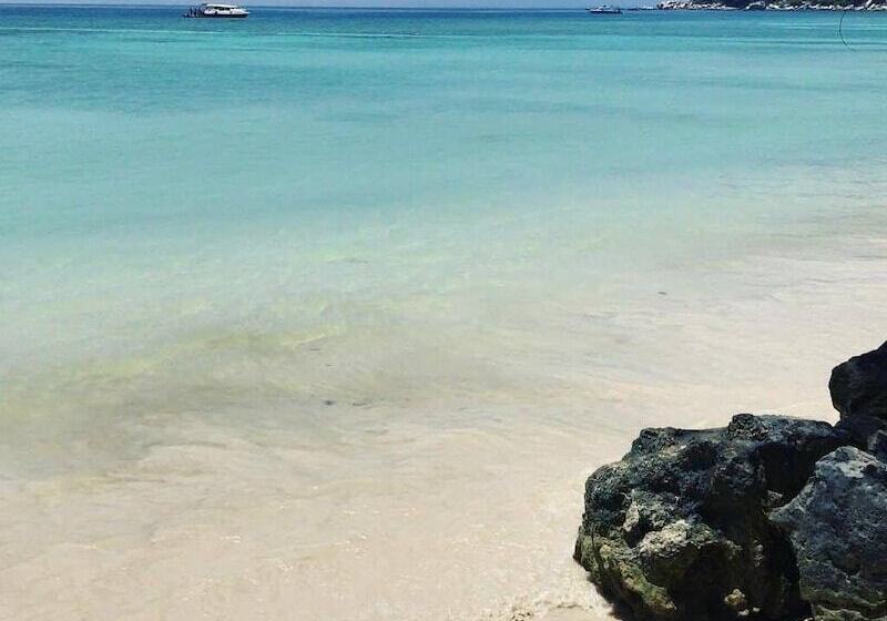 בית מלון כפרי Arwana Perhentian Eco & Beach Resort