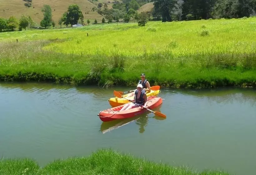 فندق At Parkland Place B&b