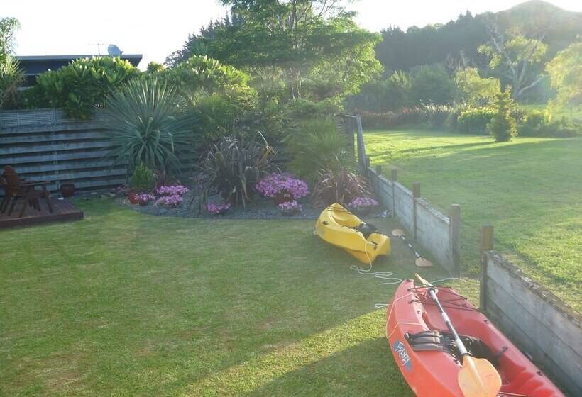 فندق At Parkland Place B&b