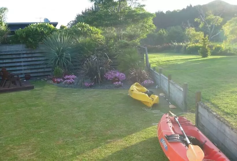 فندق At Parkland Place B&b