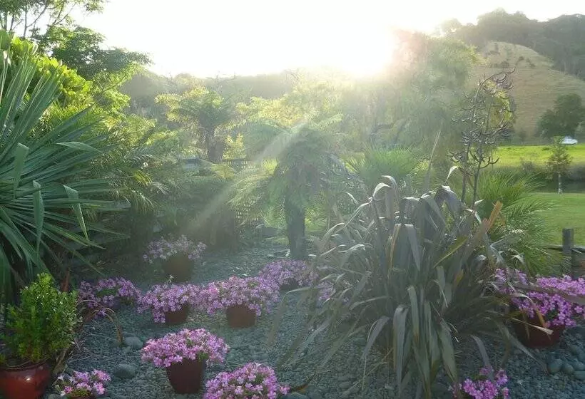 فندق At Parkland Place B&b