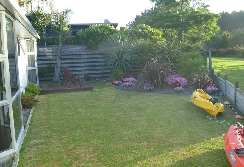 فندق At Parkland Place B&b