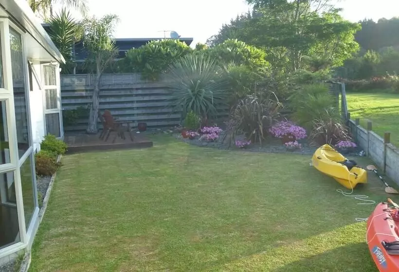 فندق At Parkland Place B&b