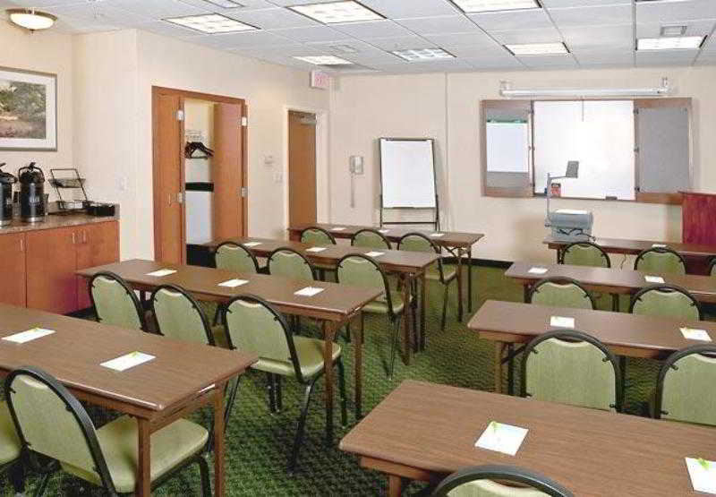 فندق Fairfield Inn & Suites By Marriott Brunswick Freeport