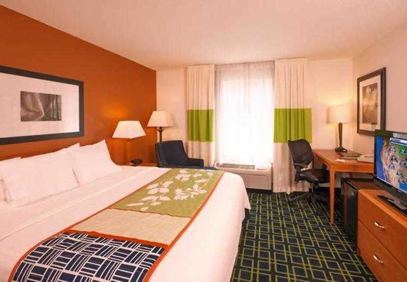 فندق Fairfield Inn & Suites By Marriott Brunswick Freeport